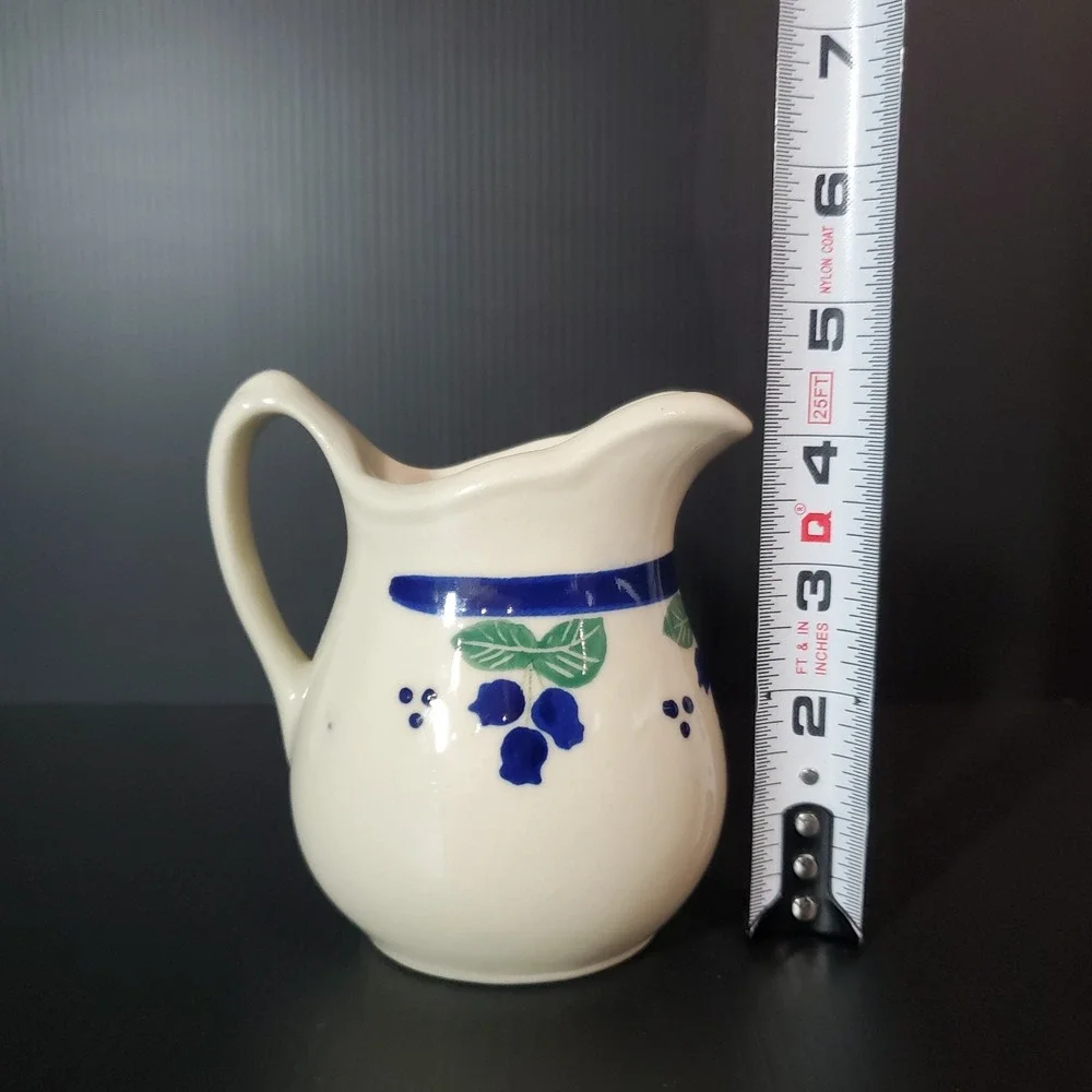 Vintage Hartstone Pottery USA  1980's BLUEBERRY PATTERN‎ CREAMER MINT Condition